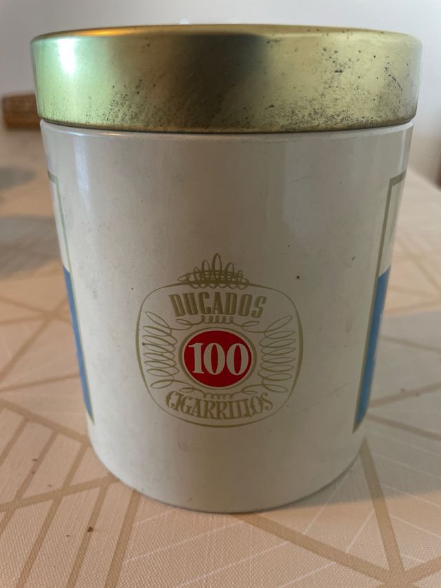 Lata Ducados 100 Cigarrillos