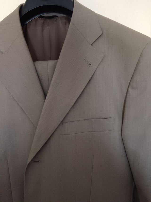 Completo grigio tortora 