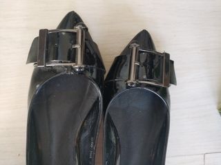 Bailarinas negras de charol como Nuevas 