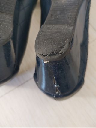 Bailarinas negras de charol como Nuevas 