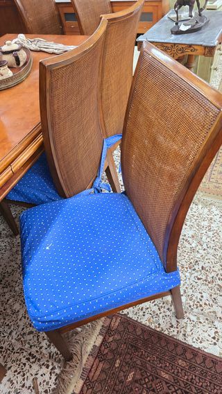 CONJUNTO MESA MACIZA 8 SILLAS