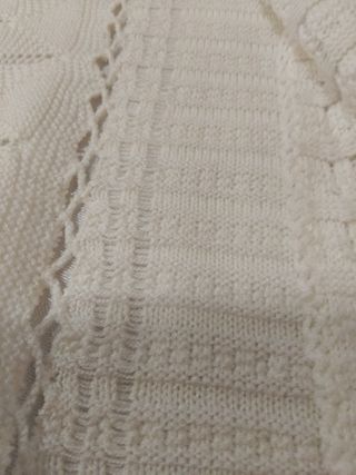 Chal bebé beige clarito 