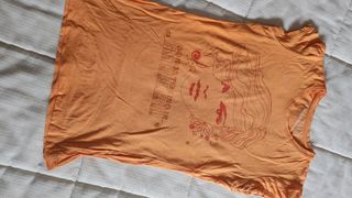 Camiseta Bershka naranja
