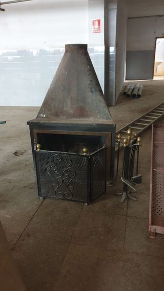 chimenea hierro