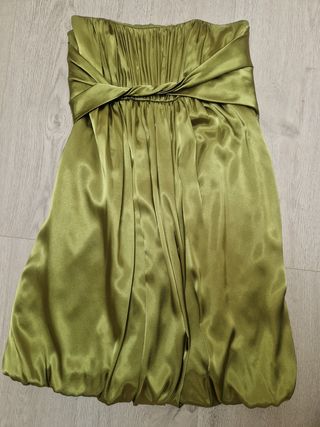 Vestido tubo verde oliva