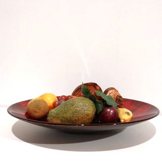 Piatto con frutta centrotavola