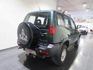 Nissan Terrano II DAKAR