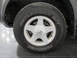 Nissan Terrano II DAKAR