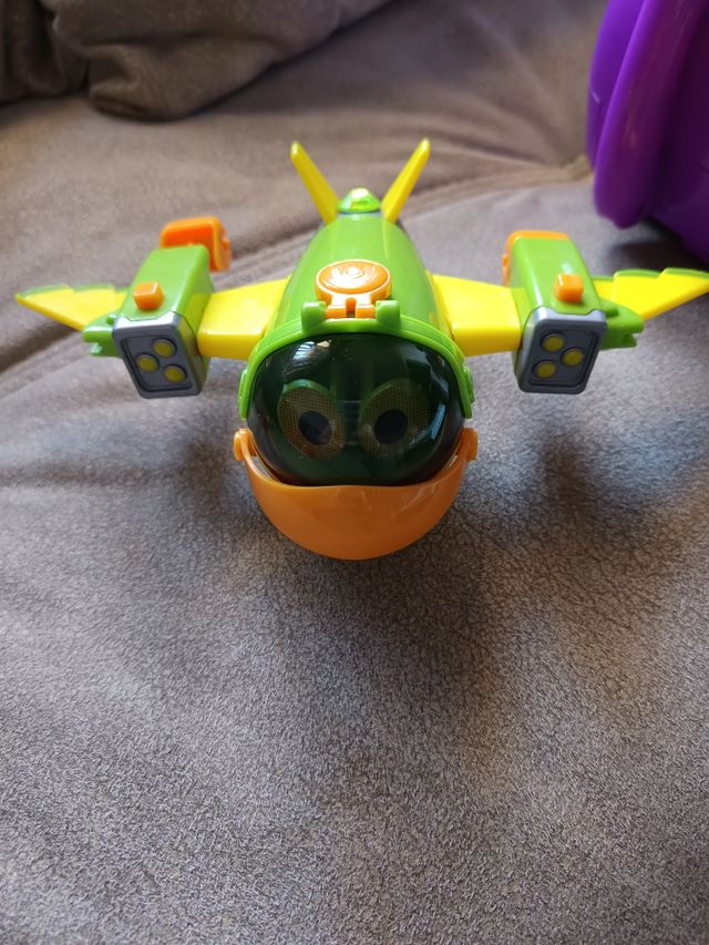 Avión Petronix Defenders Juguete