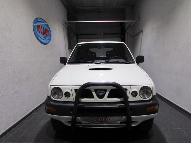 Nissan Terrano II SR 2.7 TDI