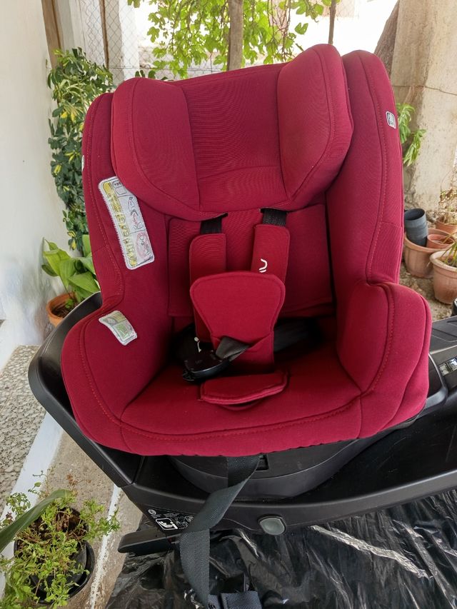 Sillita de bebés para coche.