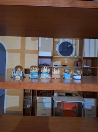 4 palle con neve grandi città italiane