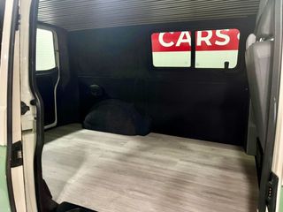 Volkswagen Transporter Furgón largo