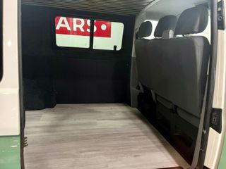 Volkswagen Transporter Furgón largo