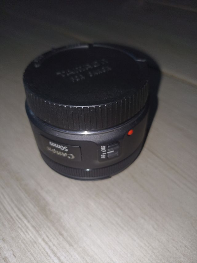 Objetivo Canon EF 50mm 1:1.8 STM