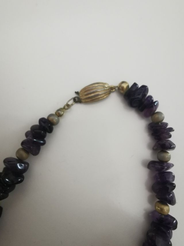 Collana di chips di ametista scura