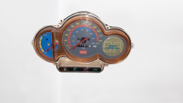 CRUSCOTTO QUADRO STRUMENTI APRILIA SR 50 AP8212793