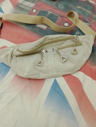 Borsa  e marsupio marroncino e beige