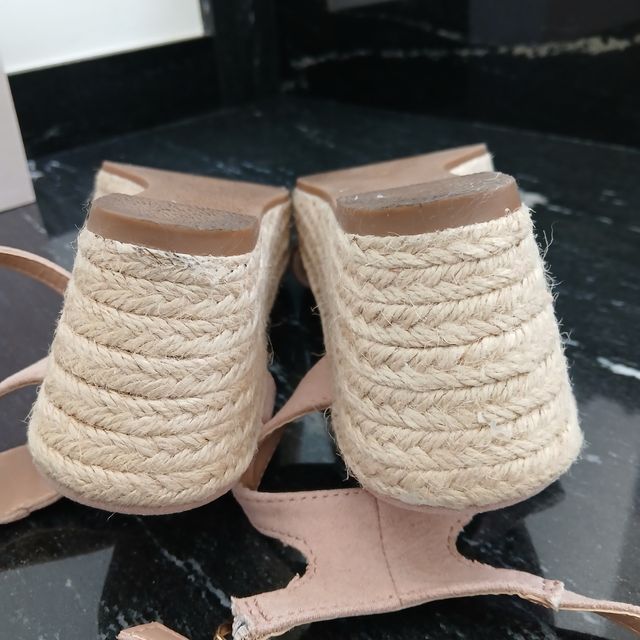 Sandalias cuña Anna Field rosa nº38.