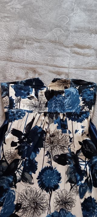 Vestido estampado azul y beige