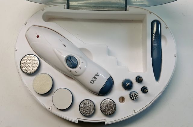 SET MANICURE AEG  - PEDICURE MPS 4920