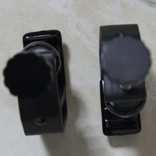 Due morsetti per fotografia