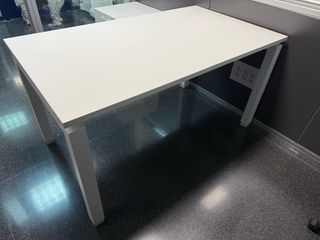 Mesa oficina blanca - madera