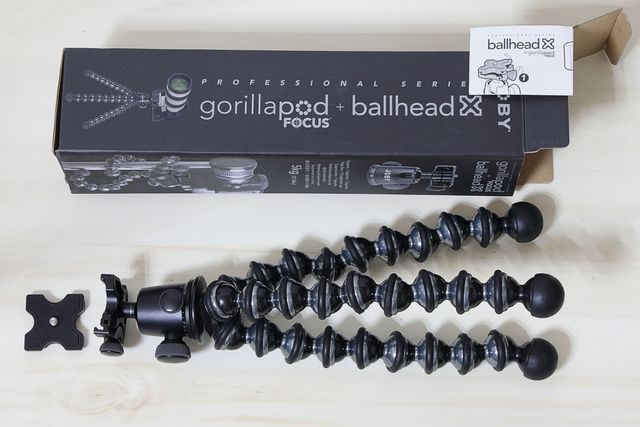 Treppiedi Joby Gorillapod Focus con testa