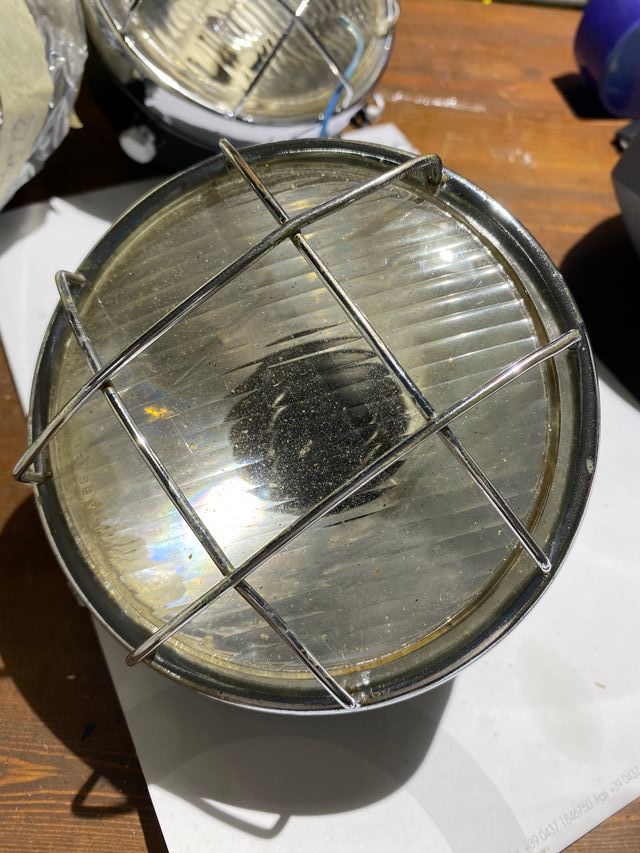 Fari Hensev per Ossa