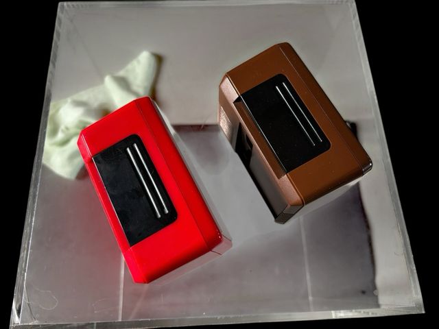 Coppia Rhythm orologi sveglia vintage anni '80  Mod. 4RA749 Japan