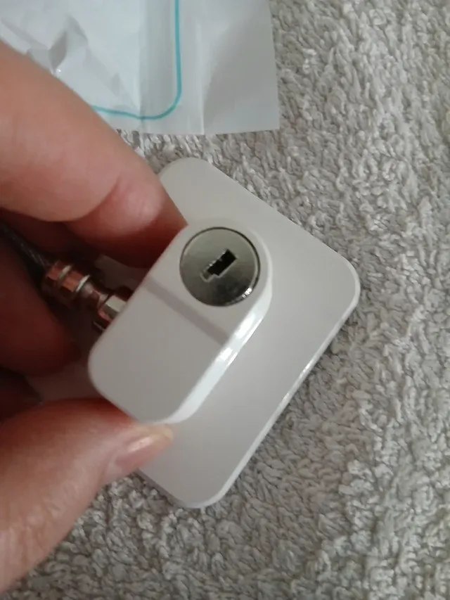 Serrature, chiusure di sicurezza per bambini