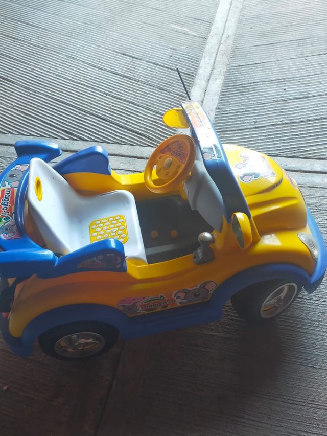 Macchina per banbini  a batteria