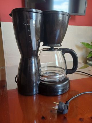 Cafetera goteo negra