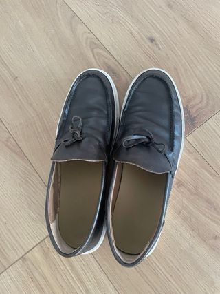 Zapatos tipo mocasines Ofanto talla 44.