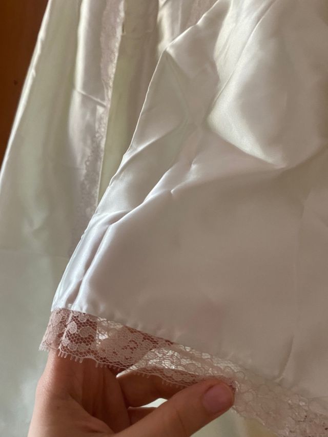 Vestaglia seta beige ricami