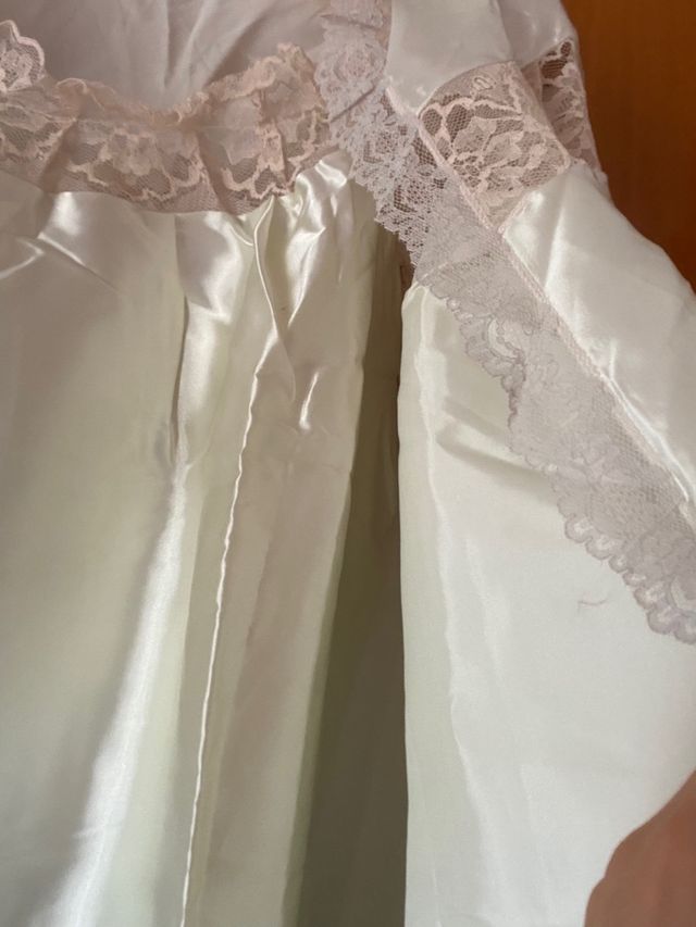 Vestaglia seta beige ricami