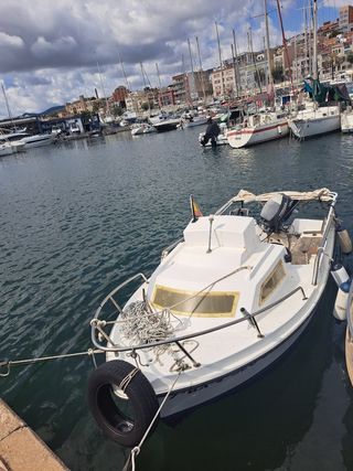 Barco 4,05 m - Motor Yamaha