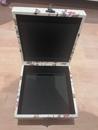 Caja de madera joyero decorativa