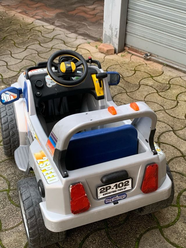 Jeep Peg Perego elettrica 12V