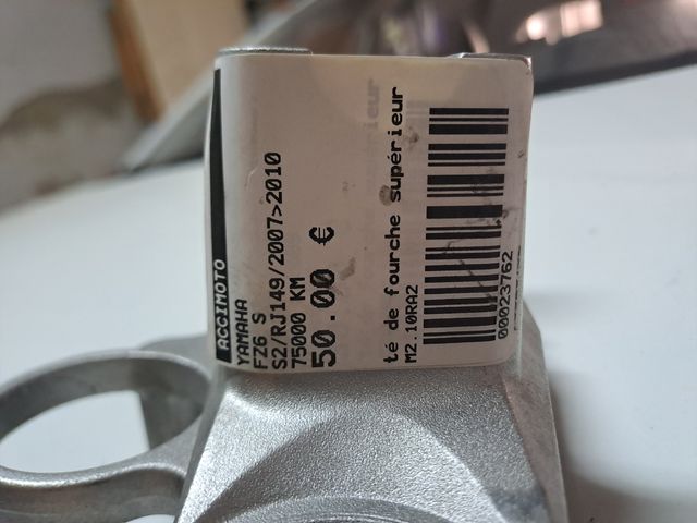 Tija superior Yamaha FZ6