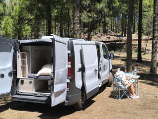 Opel Vivaro 2015 H1L2