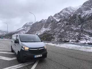 Opel Vivaro 2015 H1L2