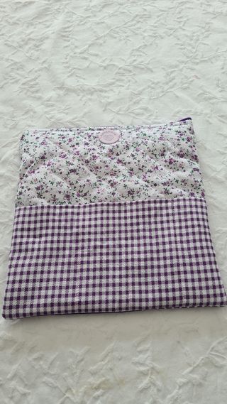 Funda de libro hecha a mano 