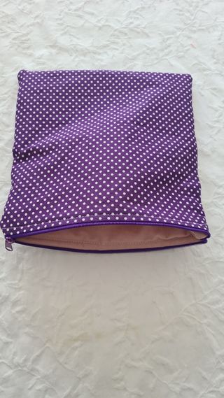 Funda de libro hecha a mano 