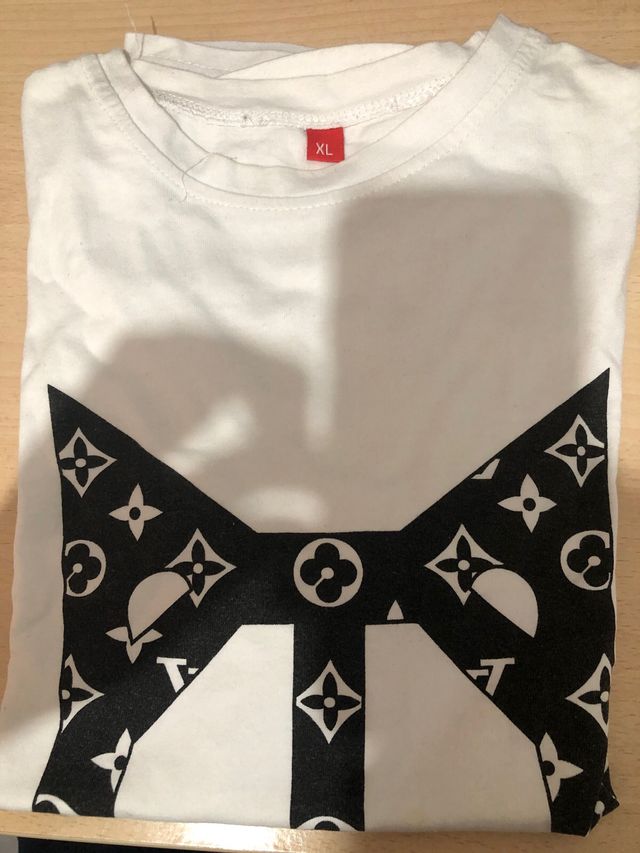 Camiseta blanca gato 