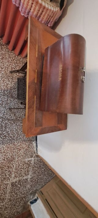 Máquina coser Sigma antigua