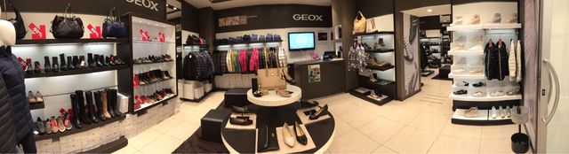 Tavolo Espositore scarpe o abbigliamento