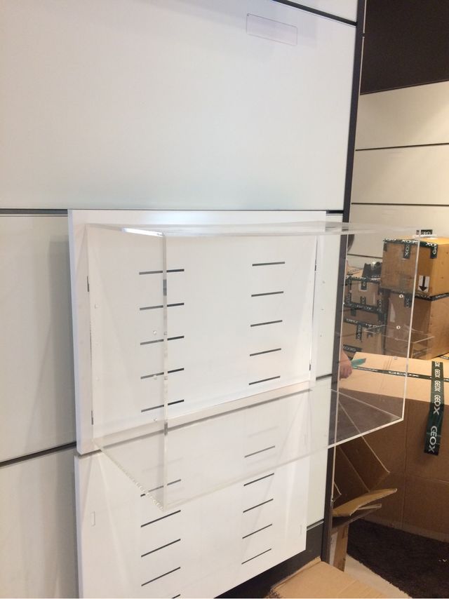 Espositori calzature e abbigliamento