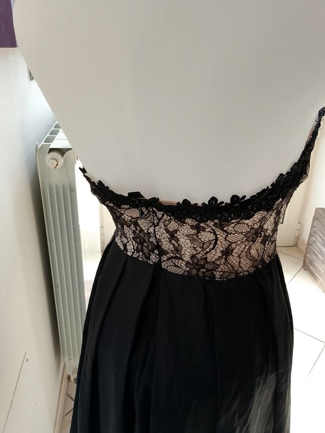 Vestito elegante in pizzo