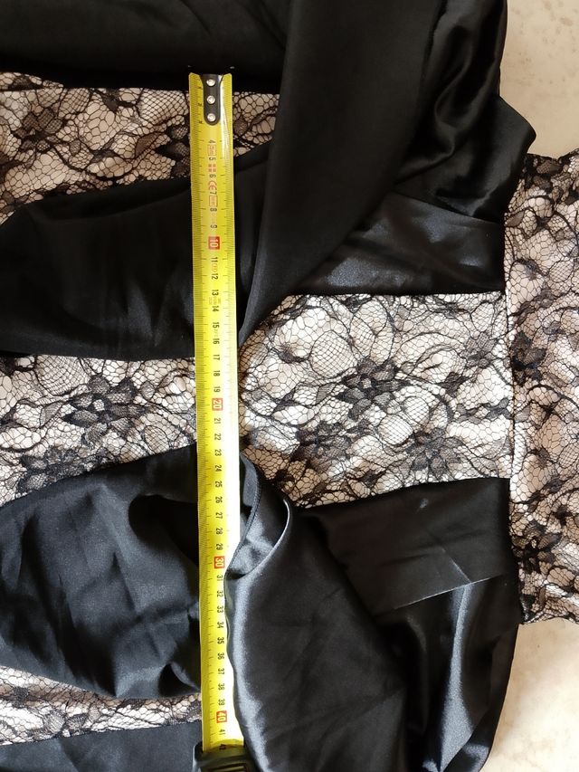 Vestito elegante in pizzo